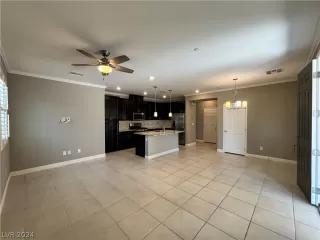 Photo #2: 2584315 Listing 