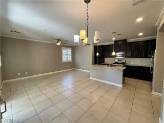 Photo #3: 2584315 Listing 