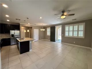 Photo #4: 2584315 Listing 