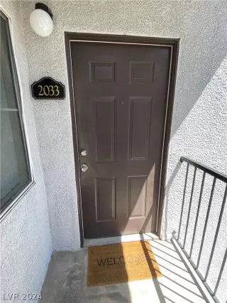 Photo #1: 2584357 Listing 