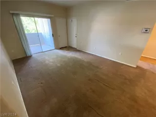 Photo #2: 2584357 Listing 