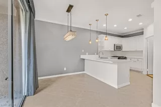 Photo #6: 2584362 Listing 