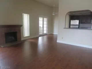 Photo #2: 2584364 Listing 