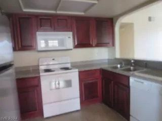 Photo #5: 2584364 Listing 