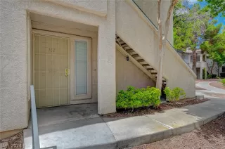 Photo #2: 2584371 Listing 