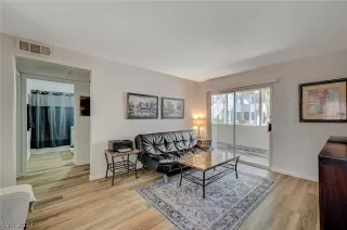 Photo #6: 2584371 Listing 