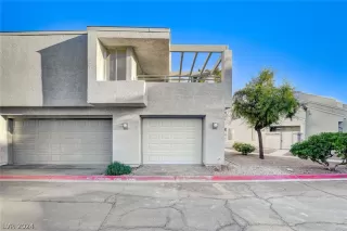 Photo #2: 2584401 Listing