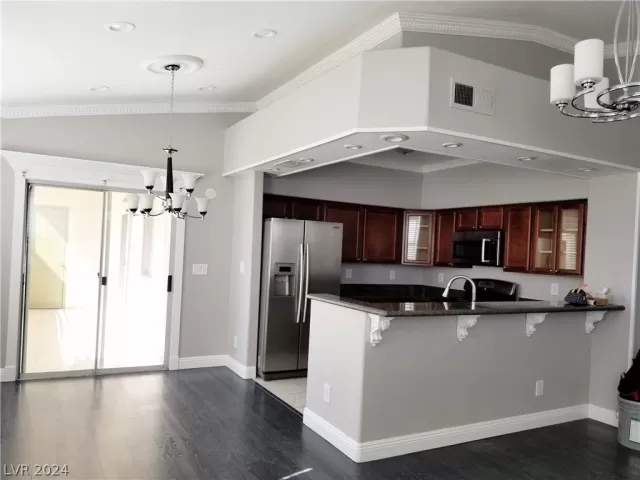 MLS: 2584430 Condo For Sale