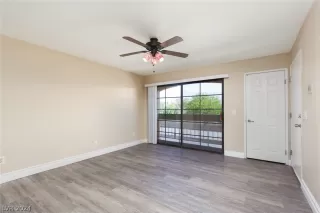 Photo #5: 2584431 Listing 