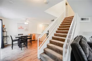 Photo #4: 2584466 Listing