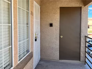 Photo #2: 2584483 Listing 