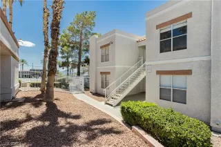 Photo #1: 2584502 Listing