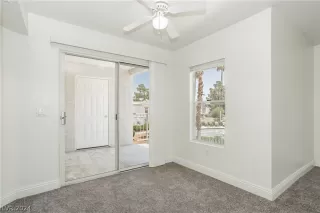 Photo #6: 2584502 Listing