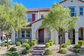 Photo #2: 2584508 Listing 