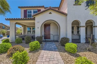 Photo #4: 2584508 Listing 