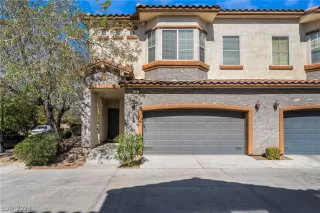 Photo #2: 2584534 Listing