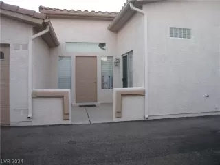 Photo #1: 2584546 Listing 