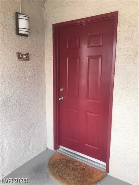 MLS: 2584652 Condo For Sale