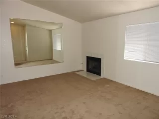 Photo #3: 2584653 Listing 