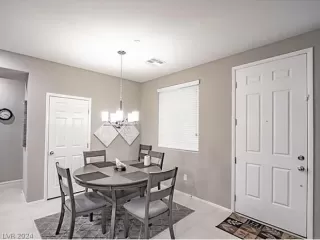 Photo #4: 2584690 Listing 