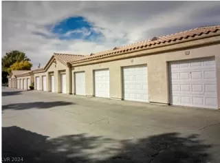 Photo #5: 2584692 Listing 