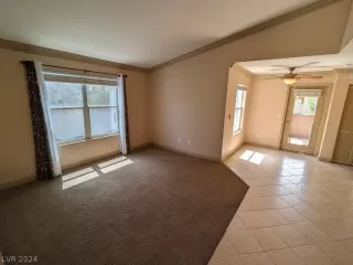 Photo #2: 2584699 Listing 