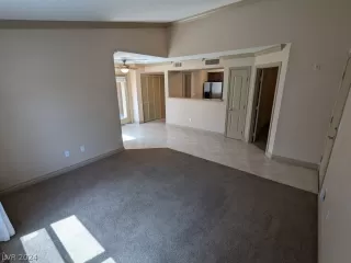 Photo #3: 2584699 Listing 