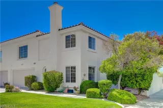 Photo #1: 2584700 Listing