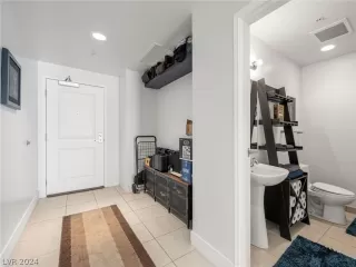 Photo #5: 2584775 Listing 