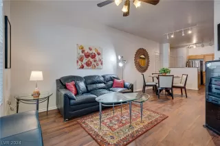 Photo #1: 2584796 Listing 