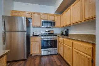 Photo #4: 2584796 Listing 