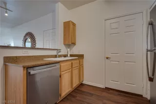 Photo #6: 2584796 Listing 