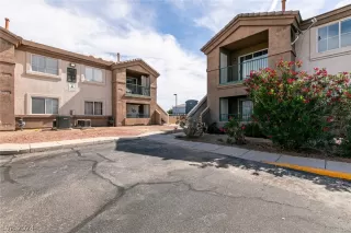 Photo #1: 2584810 Listing