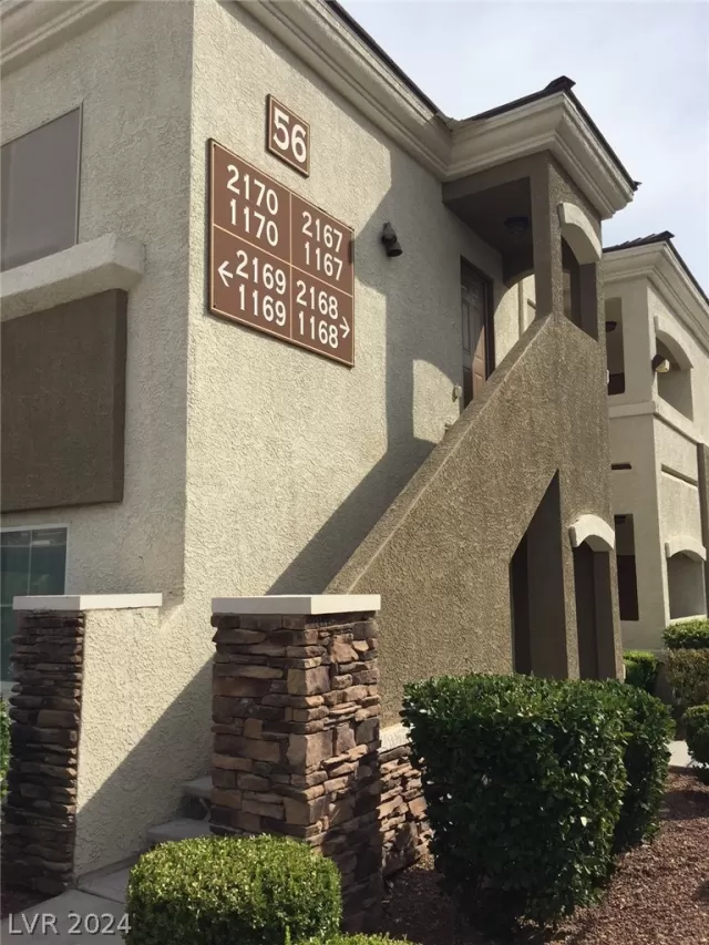 MLS: 2584889 Condo For Sale