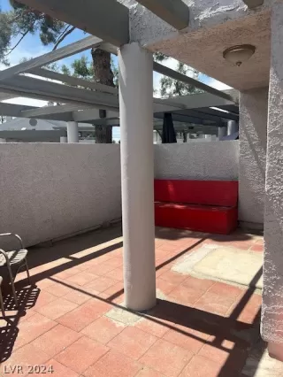 Photo #2: 2584952 Listing 