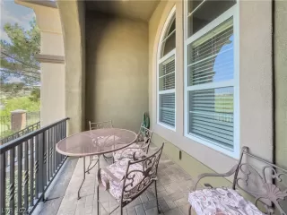 Photo #1: 2584959 Listing 