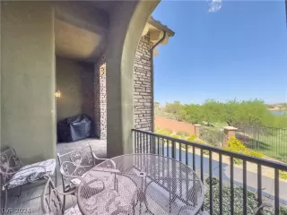 Photo #2: 2584959 Listing 