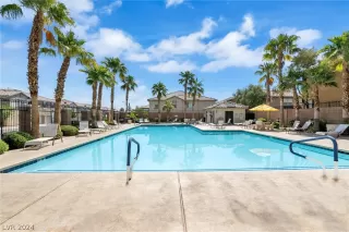 Photo #1: 2585000 Listing