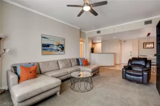 Photo #5: 2585044 Listing 