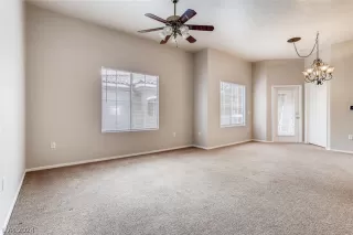 Photo #1: 2585045 Listing 