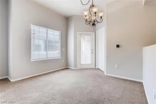 Photo #4: 2585045 Listing 