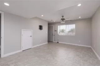 Photo #5: 2585067 Listing 