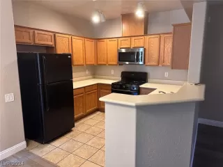 Photo #2: 2585084 Listing 