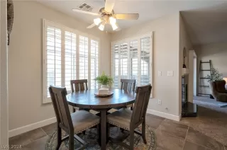 Photo #5: 2585167 Listing