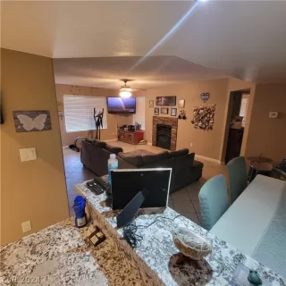 Photo #5: 2585170 Listing 