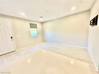 Photo #3: 2585209 Listing 