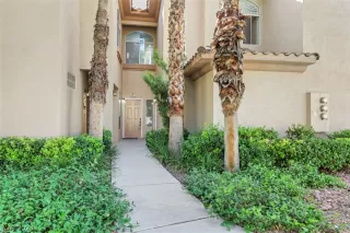 Photo #1: 2585233 Listing