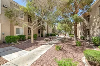 Photo #1: 2585285 Listing