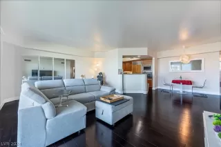 Photo #3: 2585286 Listing 