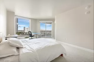 Photo #5: 2585286 Listing 